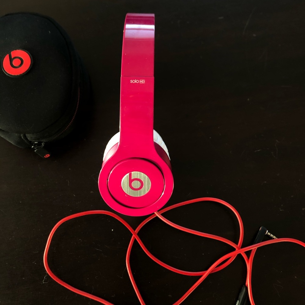 Beats by Dr. Dre Solo HD first generation headphones